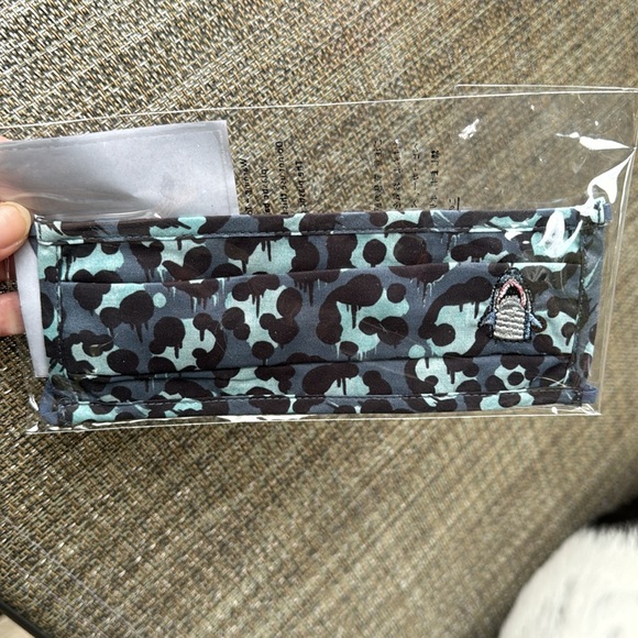 NWT Coach sharky shark - face mask navy blue camo denim color - Picture 1 of 5